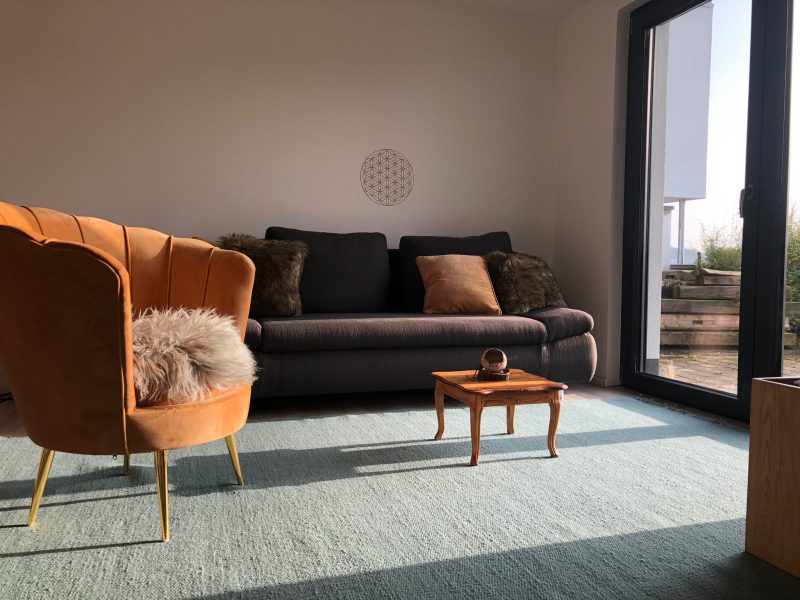 Kinesiologie Praxis von Nicole Burkert - begleitende Kinesiologin | Coach. Für dich: frei und selbstbestimmt.